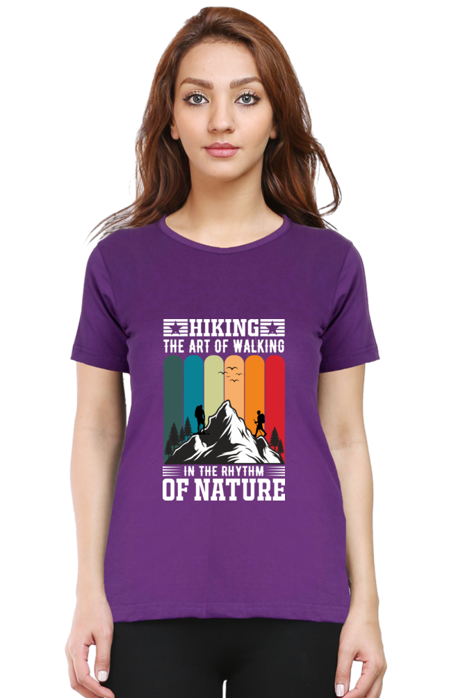 Hiking & Nature - Women's Round Neck T-Shirt